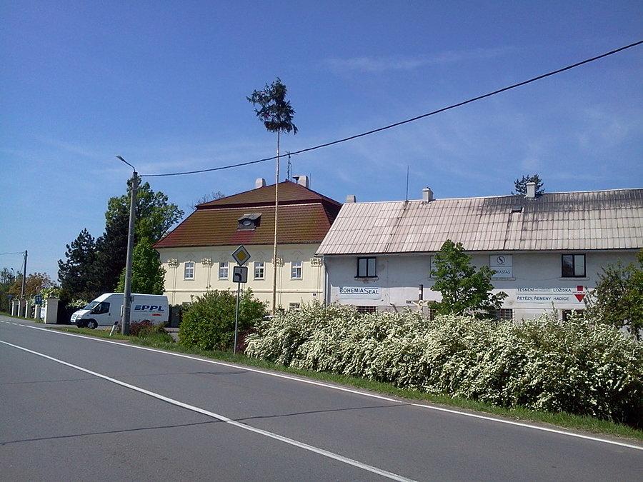 Palac i Moj w Toszanowicach