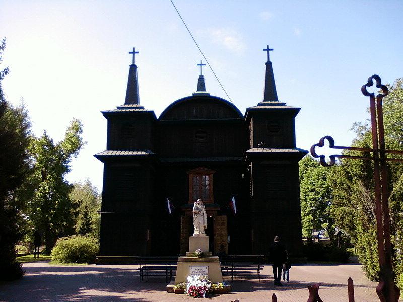 Kampinos - kościół