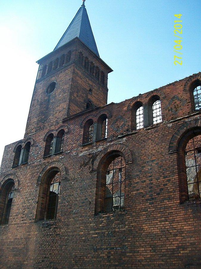 Ruiny kościoła ewangelickiego w Grodkowie