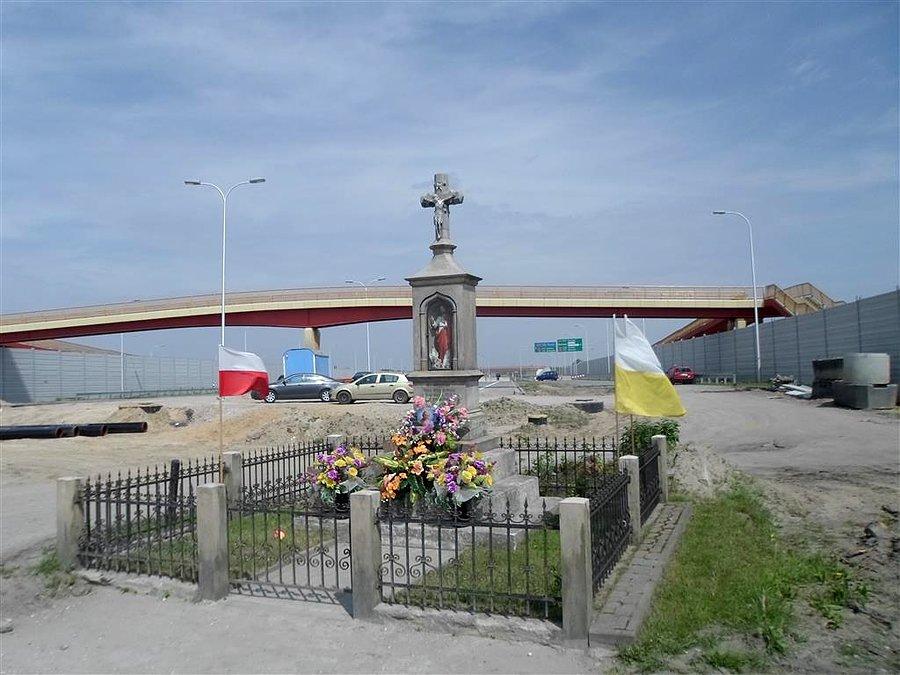 Kapliczka na trasie S8
