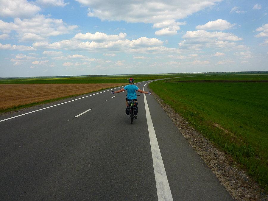 Na razie jest super. Wolności, wiatr we włosach, niebo nad głową i inne frazesy