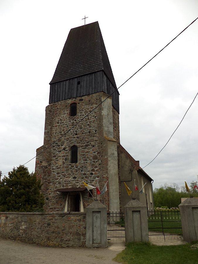 Przecław - XIII w. kościół tamże