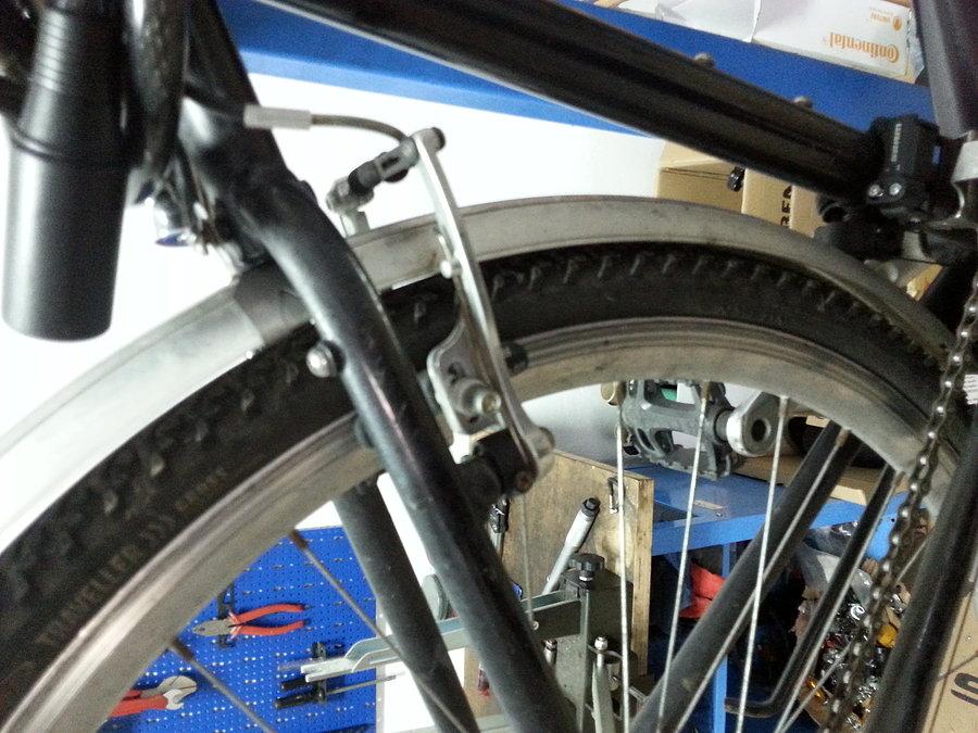 Ciekawy sposób montażu v-brake