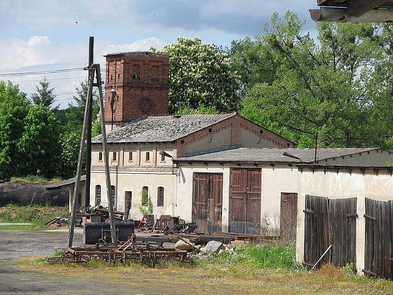 Fragment zabudowy folwarcznej w Karłowicach