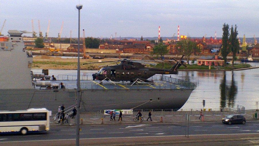 Helikopter na Duńskiej Fregacie