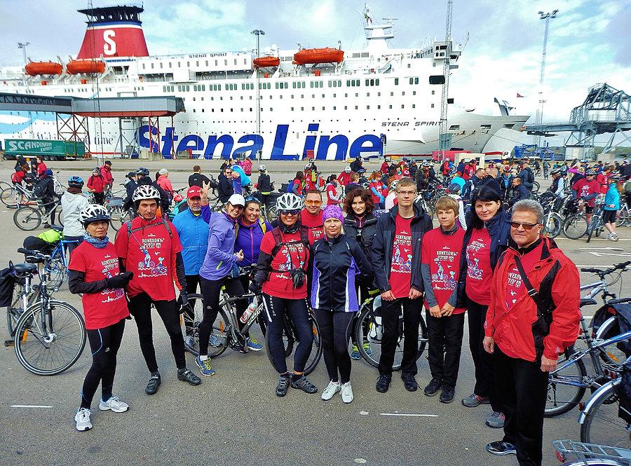 Rowerowy Potop-Karlskrona w Szwecji.Ekipa rowerowa z Tczewa.Ja robię fotkę
