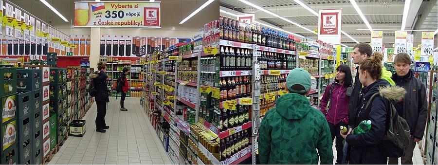 Początek zakupów i ekipa w Kauflandzie, gdzie wszystkich znalazłem ???? Wiadomo przy półkach z napojami śmiechowymi ;)) i jak tu żyć Panie Premierze ;(