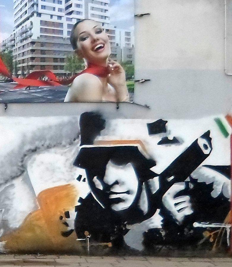 Łączniczka, czy sanitariuszka?