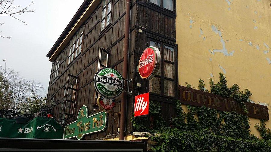 Olivier Twist Pub