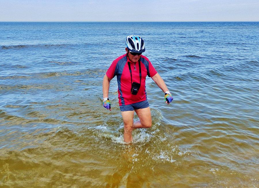 Jestem w Stegnie. Plaża. Ale fajna woda :)