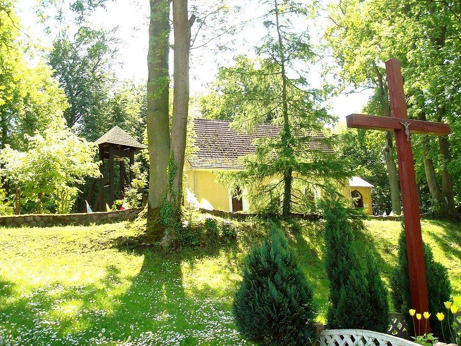 Kościół parafialny p.w. Niepokalanego Poczęcia NMP w Osinie