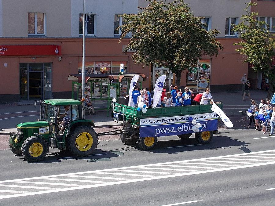 Parada studentów podczas Turbinaliów 2014