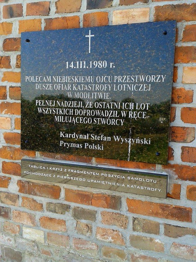 Pomnik ofiar katastrofy lotniczej w 1980 roku w Warszawie