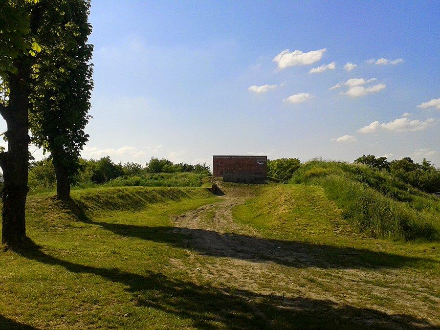 Pomnik ofiar katastrofy lotniczej w 1980 roku w Warszawie
