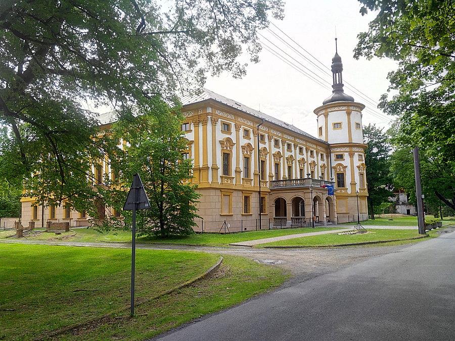 Zamek Linhartovy