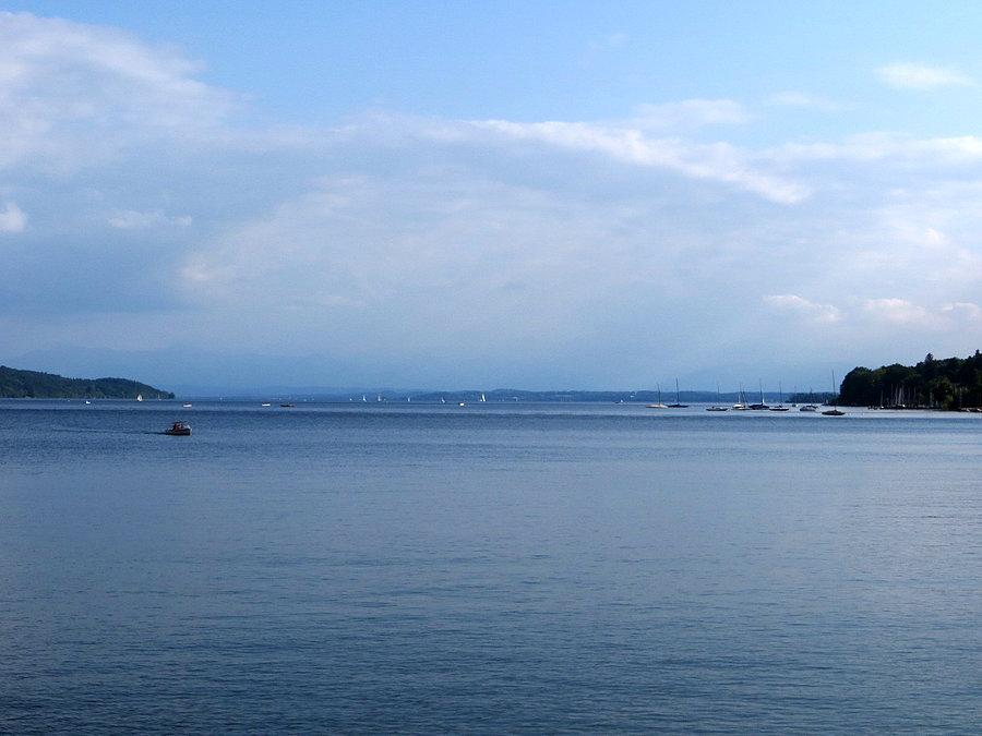 Widok na jezioroze Starnberga