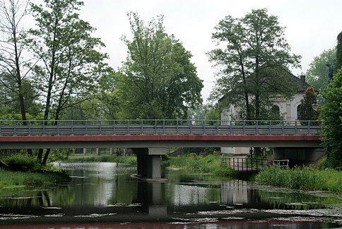 W oddali była synagoga