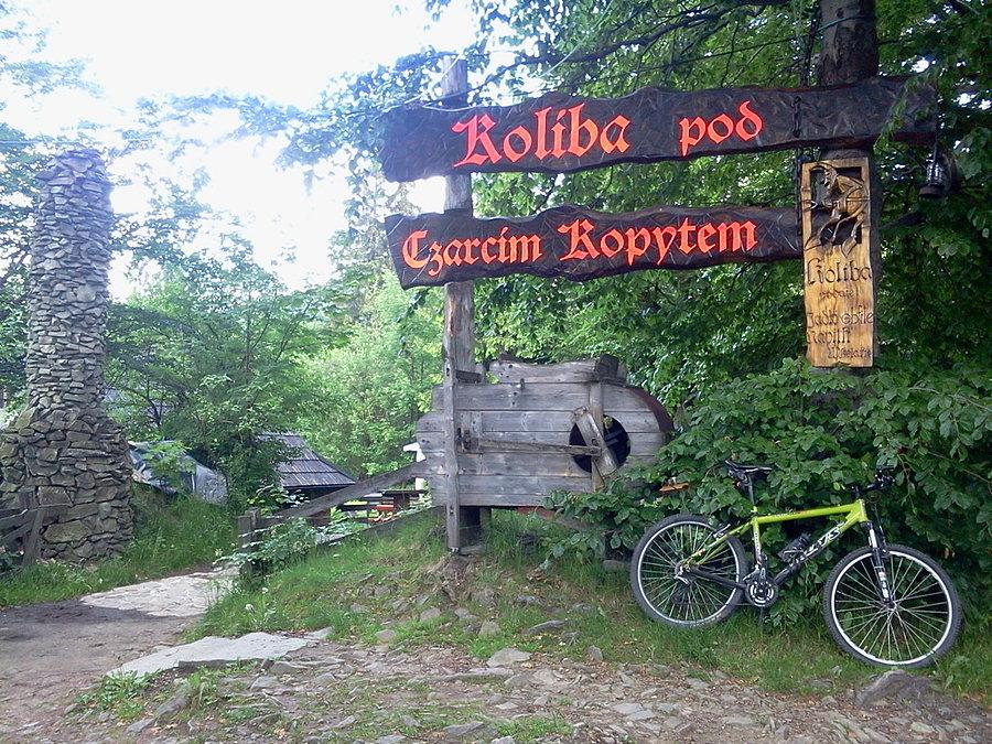 Pod czarcim kopytem