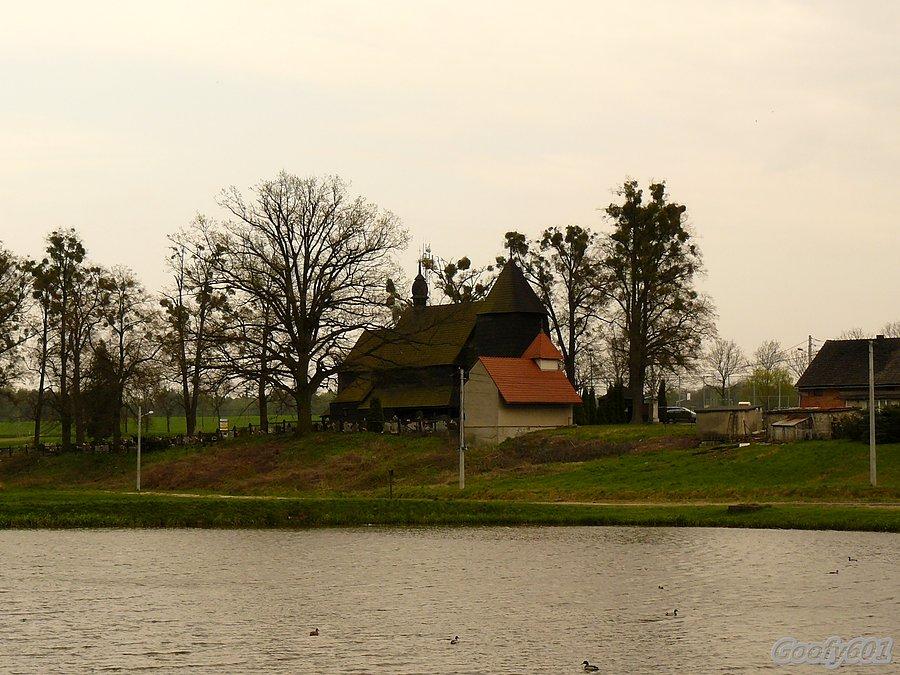 Kościół w Sierakowicach
