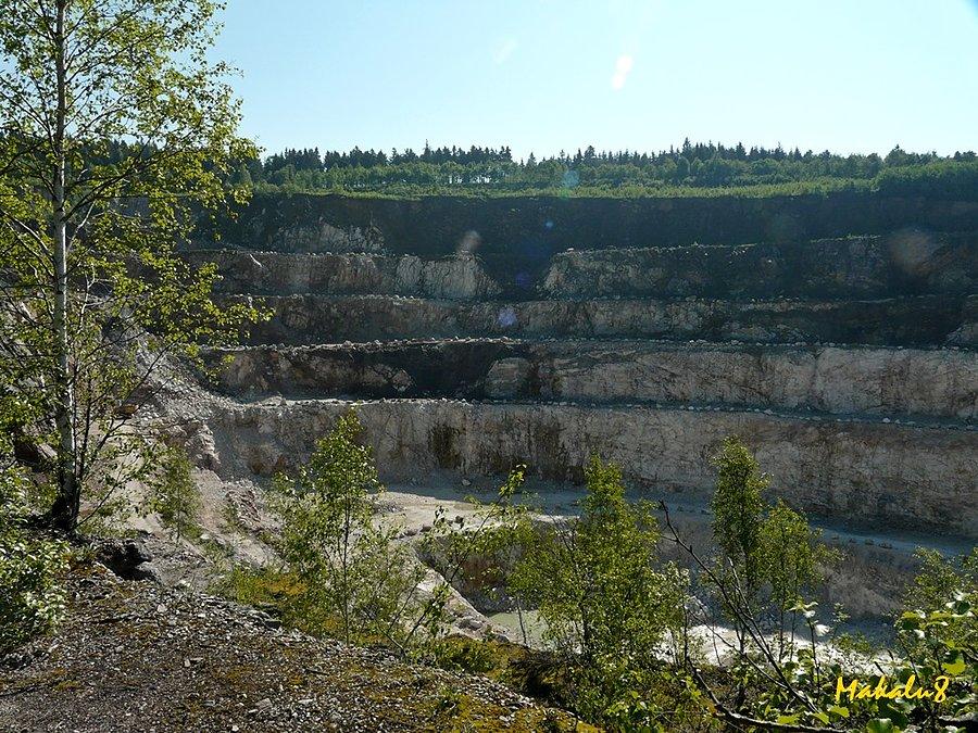 Kamieniołom dolomitu w Rędzinach