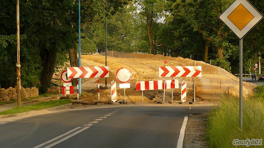 Zaczątki nowego wiaduktu w Kobiórze