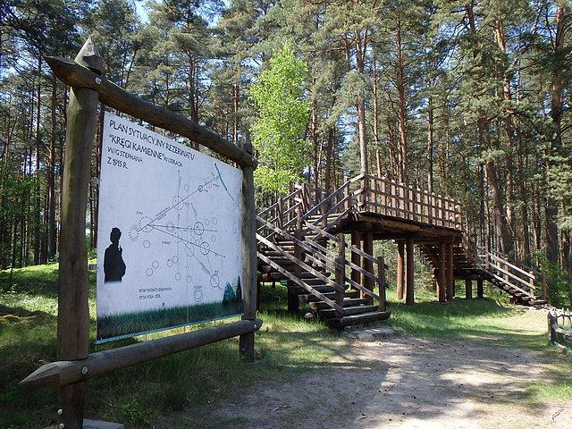 Punkt widokowy w na terenie Kamiennych Kręgów w Odrach i