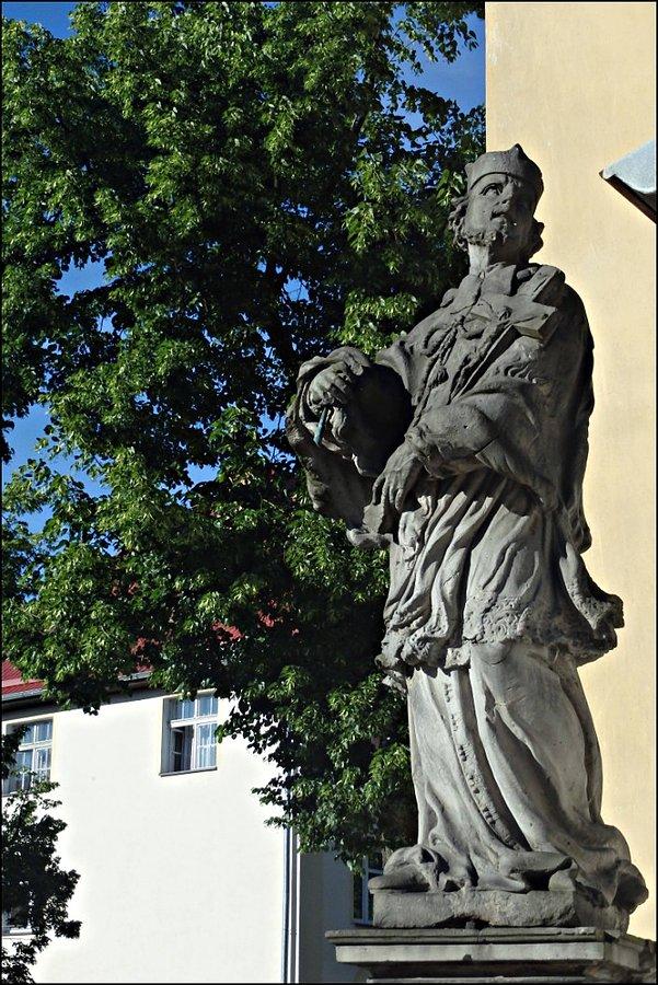 Św. Jan Nepomucen w Oławie