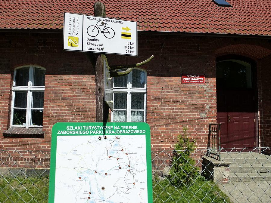 Przymuszewo. Szlaki wodziły na pokuszenie