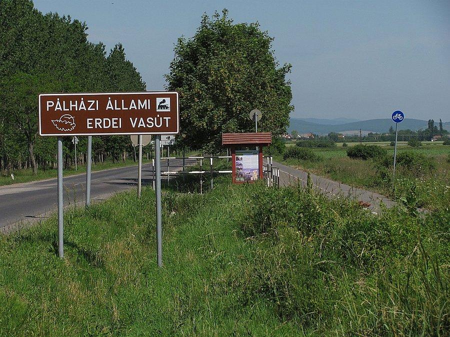 Początek ściezi rowerowej za przejściem graniczny,