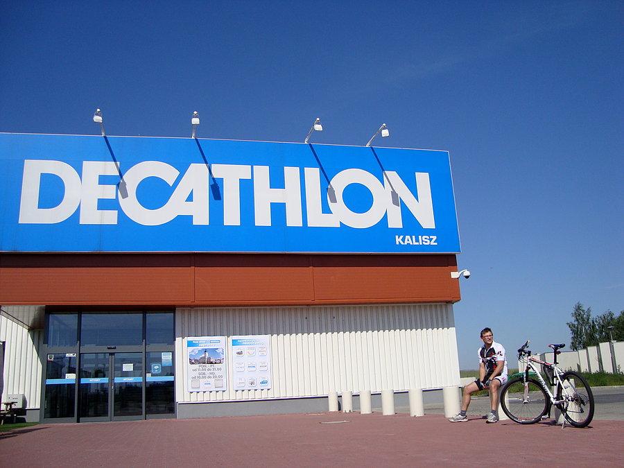 Pauza przed Decathlonem w Kaliszu