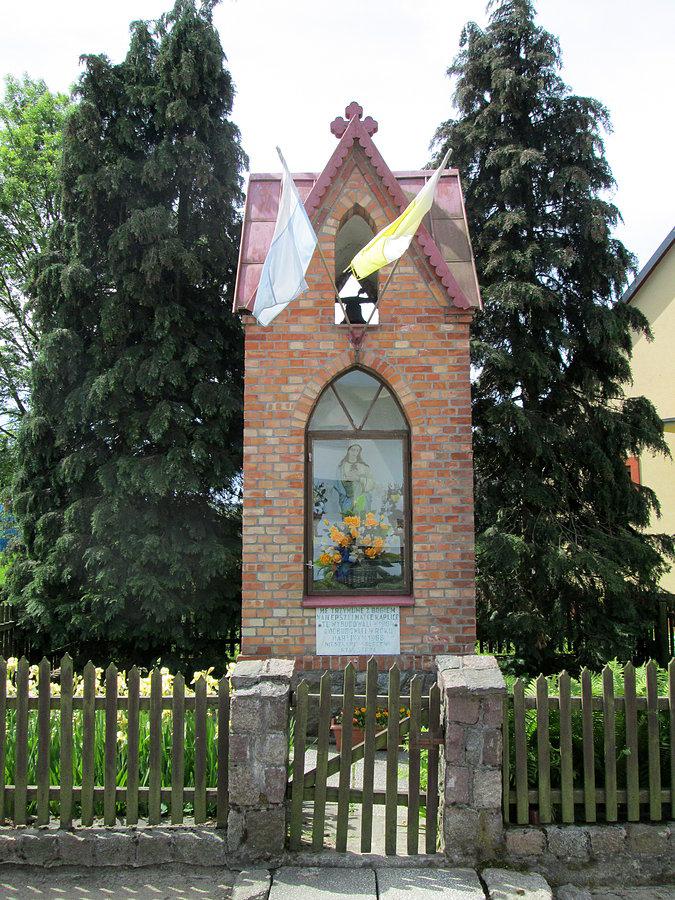 Kapliczka w Staniszewie