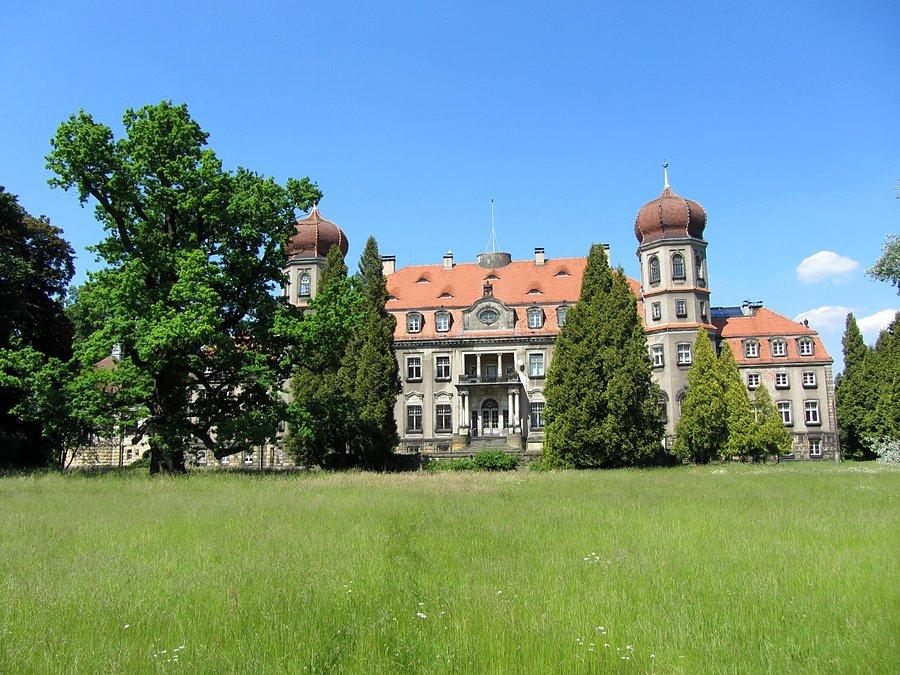 Pałac w Brynku
