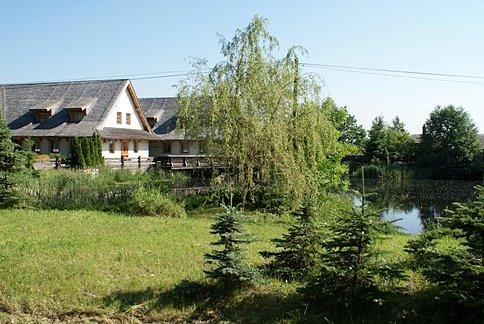Karczma koło stadniny