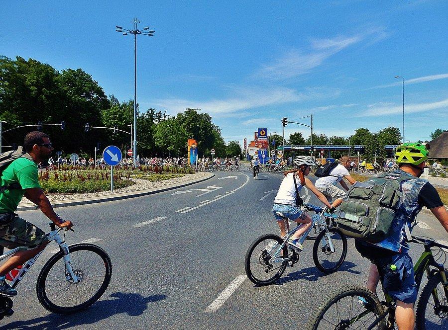 18 Metropolitalny Wielki Przejazd Rowerowy - na trasie, dojeżdżamy do Ergo Areny