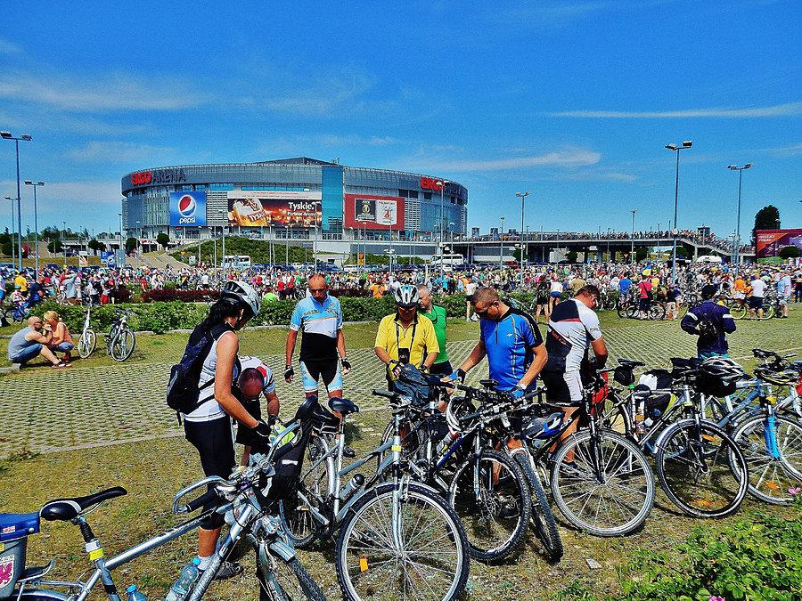 18 Metropolitalny Wielki Przejazd Rowerowy - na trasie, dojeżdżamy do Ergo Areny