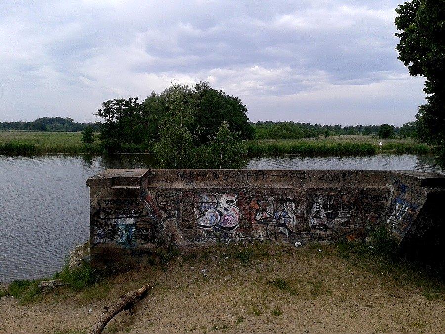 Ul,Łozowa