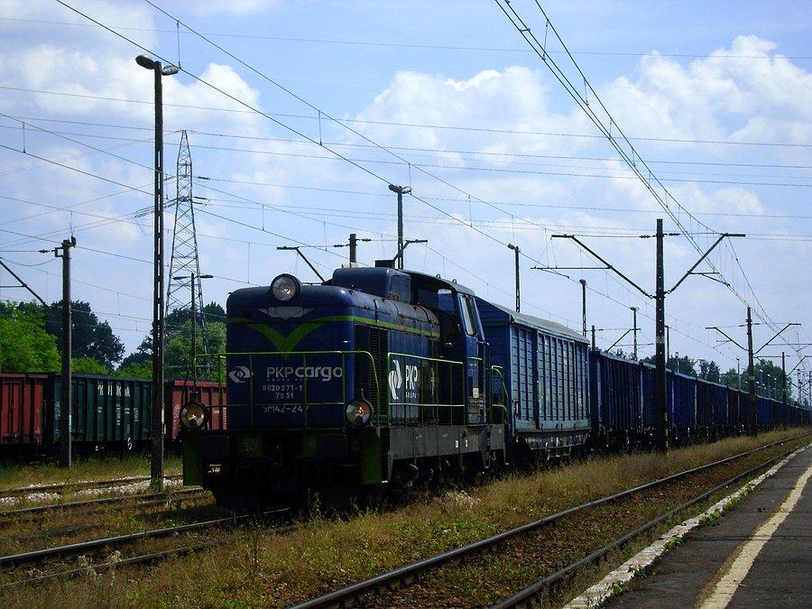SM42-247 z objazdowym pociągiem ze Skarżyska Kamiennej dotarł do stacji Tomaszów Mazowiecki