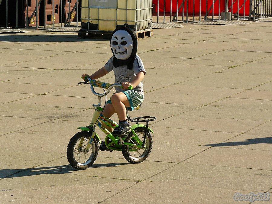 Śmierć jeździ szybko :P
