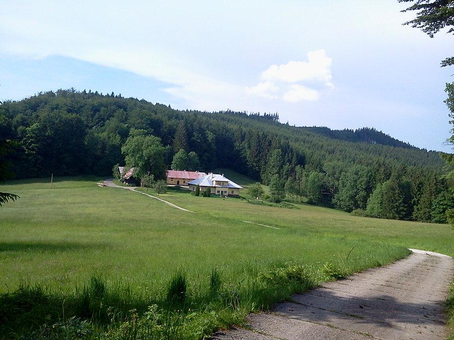 Z Salajki ciągle pod górę, płytami a potem szutrami