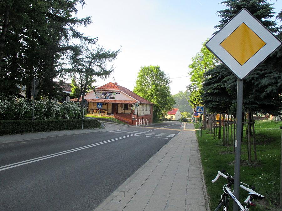 Ładne znaki drogowe w Bychawie