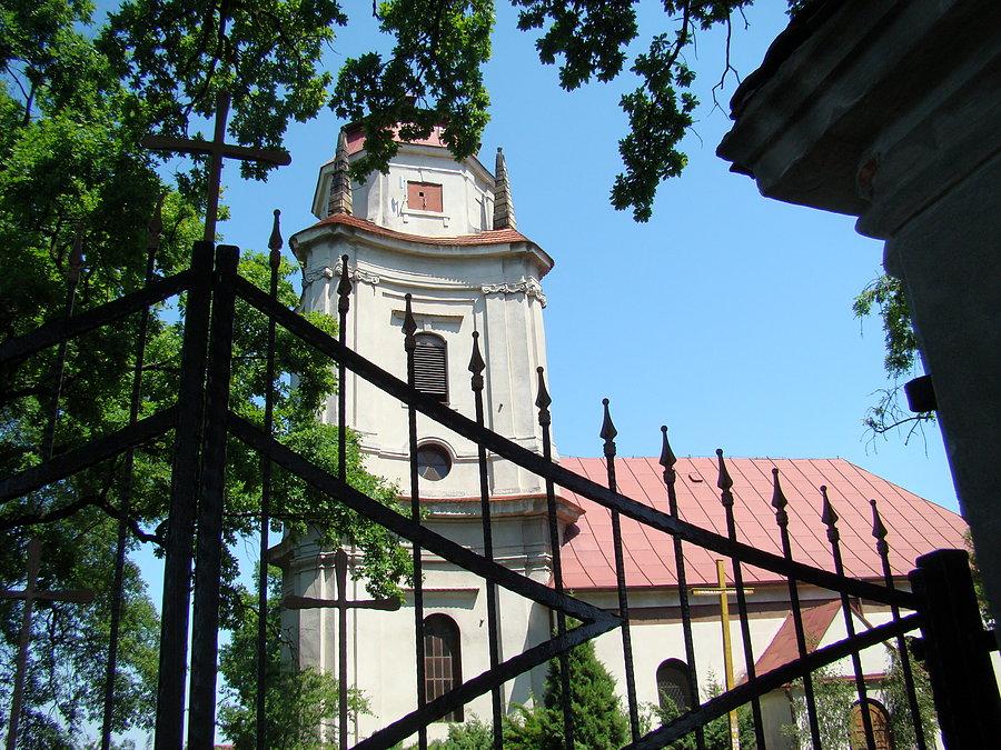 Kościół św. Marii Magdaleny w Krzydłowicach z XV w