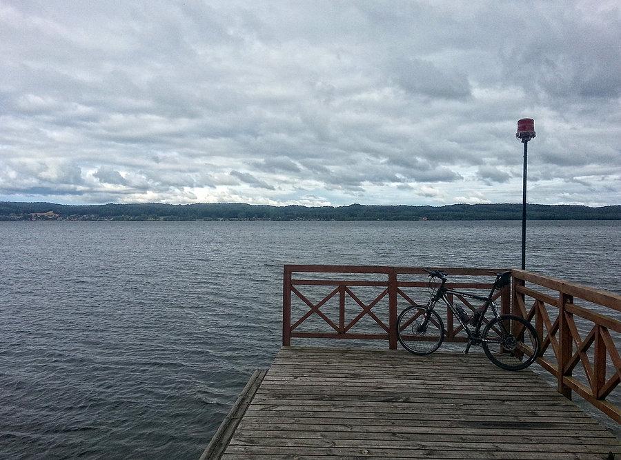 Molo w Lubkowie nad Jeziorem Żerańskim