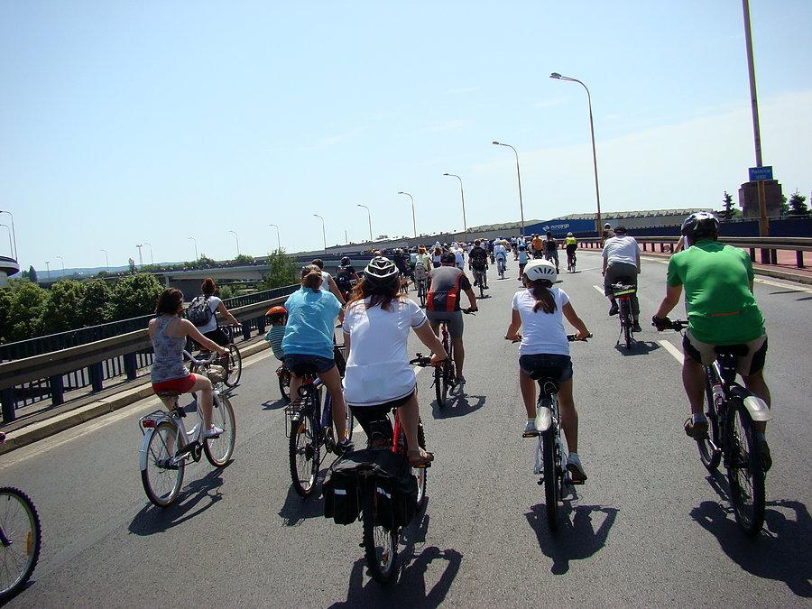 Święto Cykliczne 2014 Szczecin - Centrum miasta zarowerowane.2