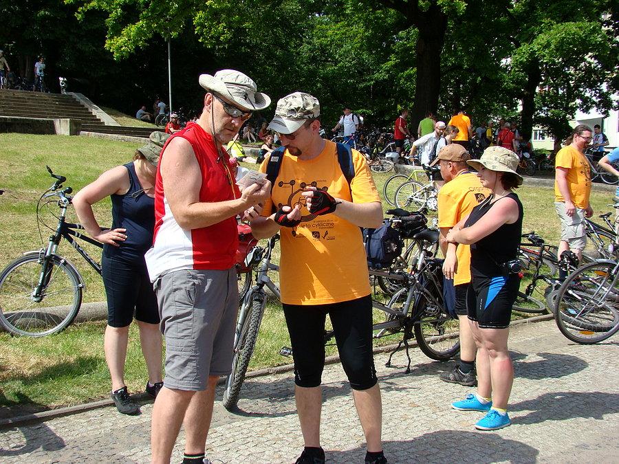 Święto Cykliczne 2014 Szczecin - Janusz jako pilot ,Maciek osoba niedowidząca którzy wspólnie na tandemie ( NNT ) jechali jako uczestnicy organizacji przejazdu na Święcie Cyklicznym