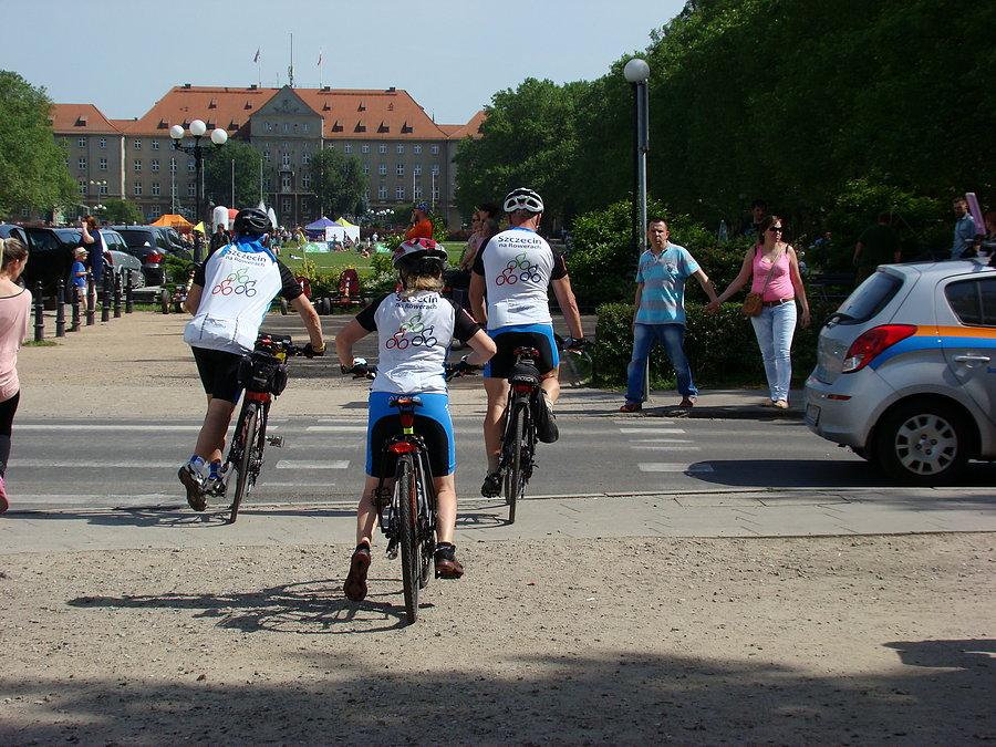 Święto Cykliczne 2014 Szczecin - i każdy jedzie w kierunku do swojego domu