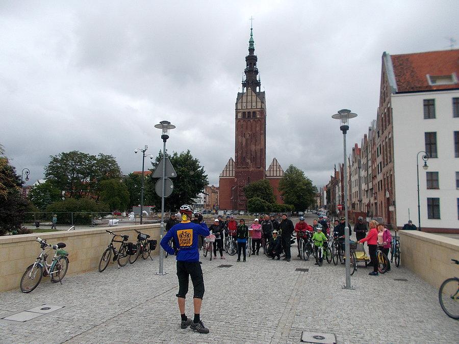 Zbiórka wycieczki miejskiej oficera rowerowego