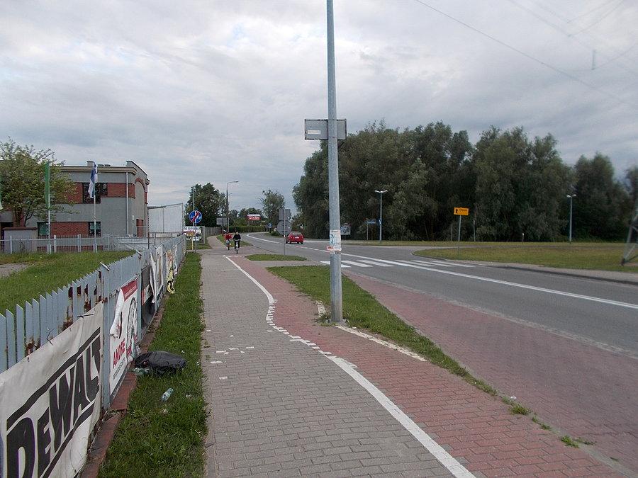 Dziewczyny uwaga na słup :-)