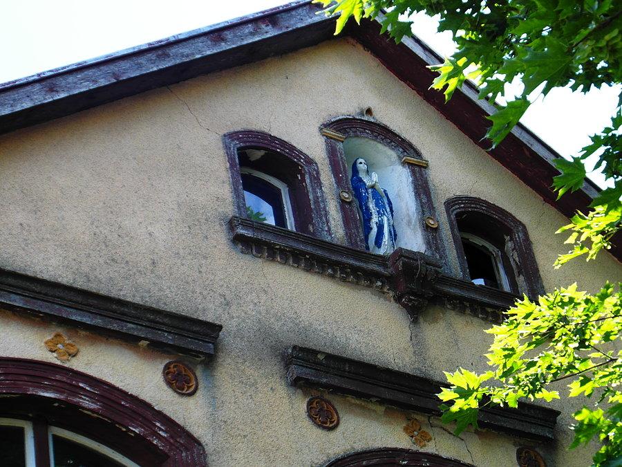 Dom folwarczny w Malewie