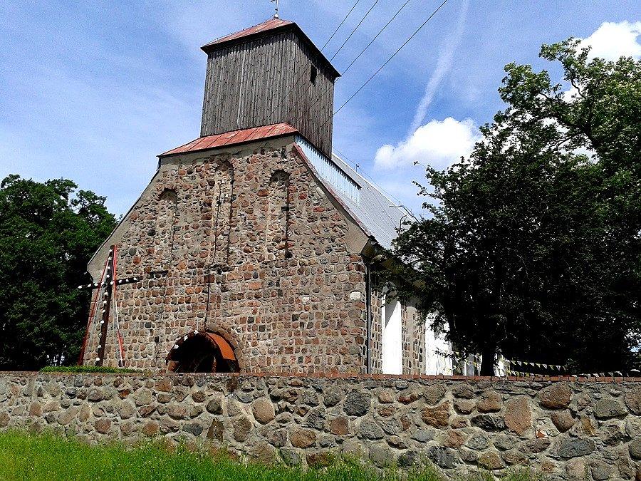 Kościół parafialny p.w. Chrystusa Króla w Lubanowie