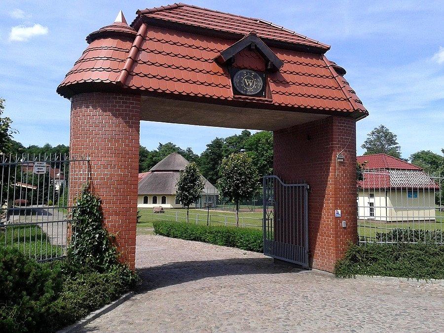 Brama wjazdowa "Wirówek"